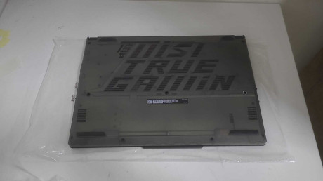 MSI CYBORG 15 A13VF-1204XTR I5-13420H 16GB(OUTLET)
