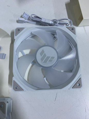 ASUS TUF TR120 120MM 3IN1 BEYAZ KASA FANI(OUTLET)