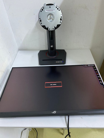 ASUS ROG STRIX XG27UCS 27 FAST IPS FREESYN(OUTLET)