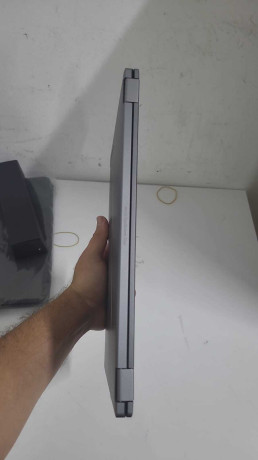 ASUS ZENSCREEN DUO OLED MQ149CD 14